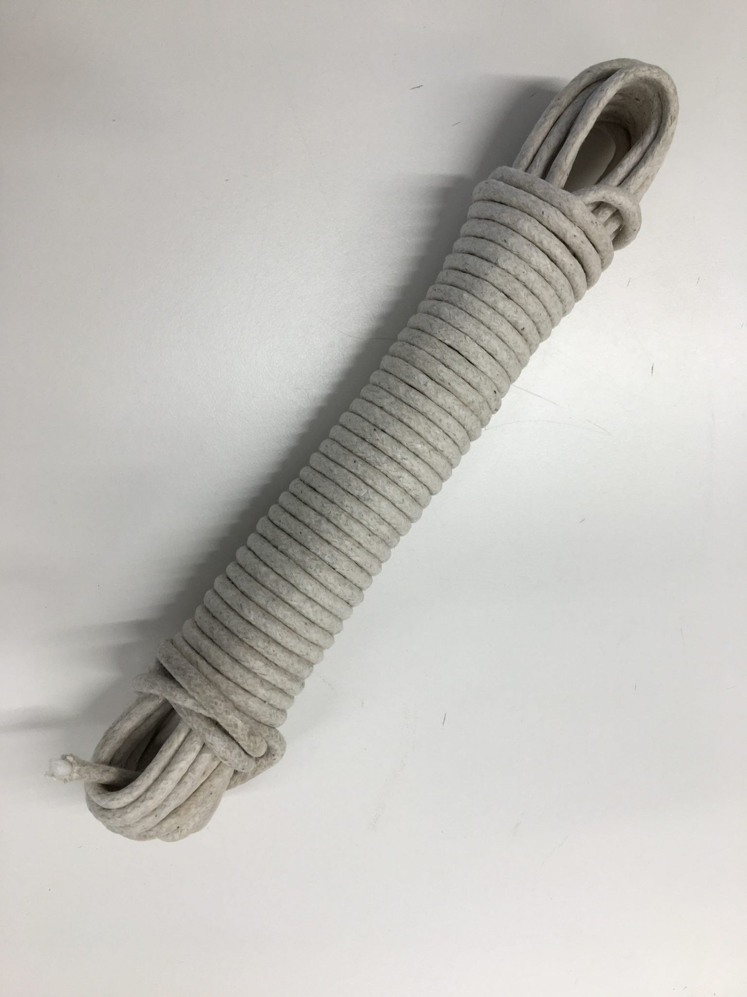 Waxed Cotton Sash Cord – 5mm, 12.5m skein, with a polypropylene core – Beige