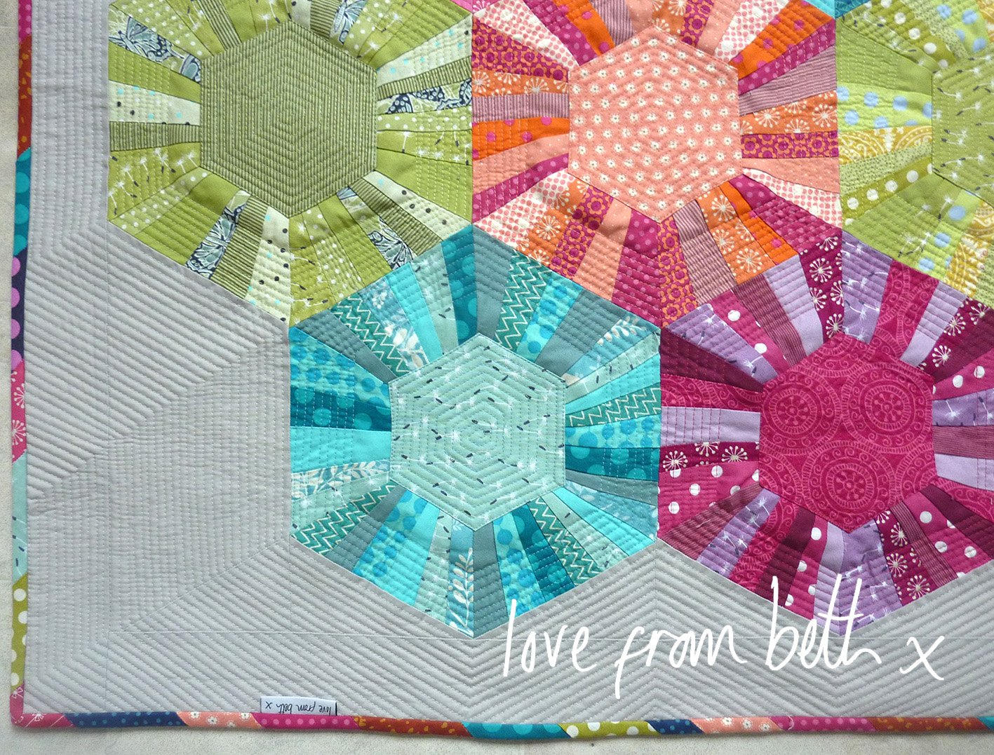 Hexa-Scrappy Quilt pattern – by love from Beth x