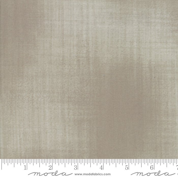 Moda Textile Solid – Pale Grey Fat 1/4