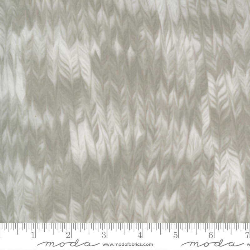 Botanicals – Vintage Grey Feathers Fat 1/4