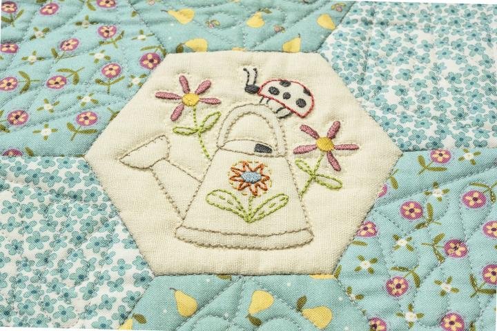 Willowbrook Hexie Quilt Pattern & Fabric Kit