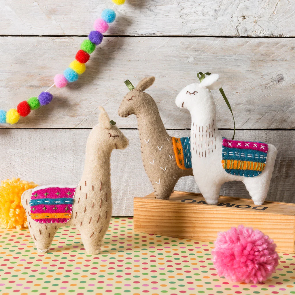 Llamas Felt Kit by Corinne Lapierre – makes three