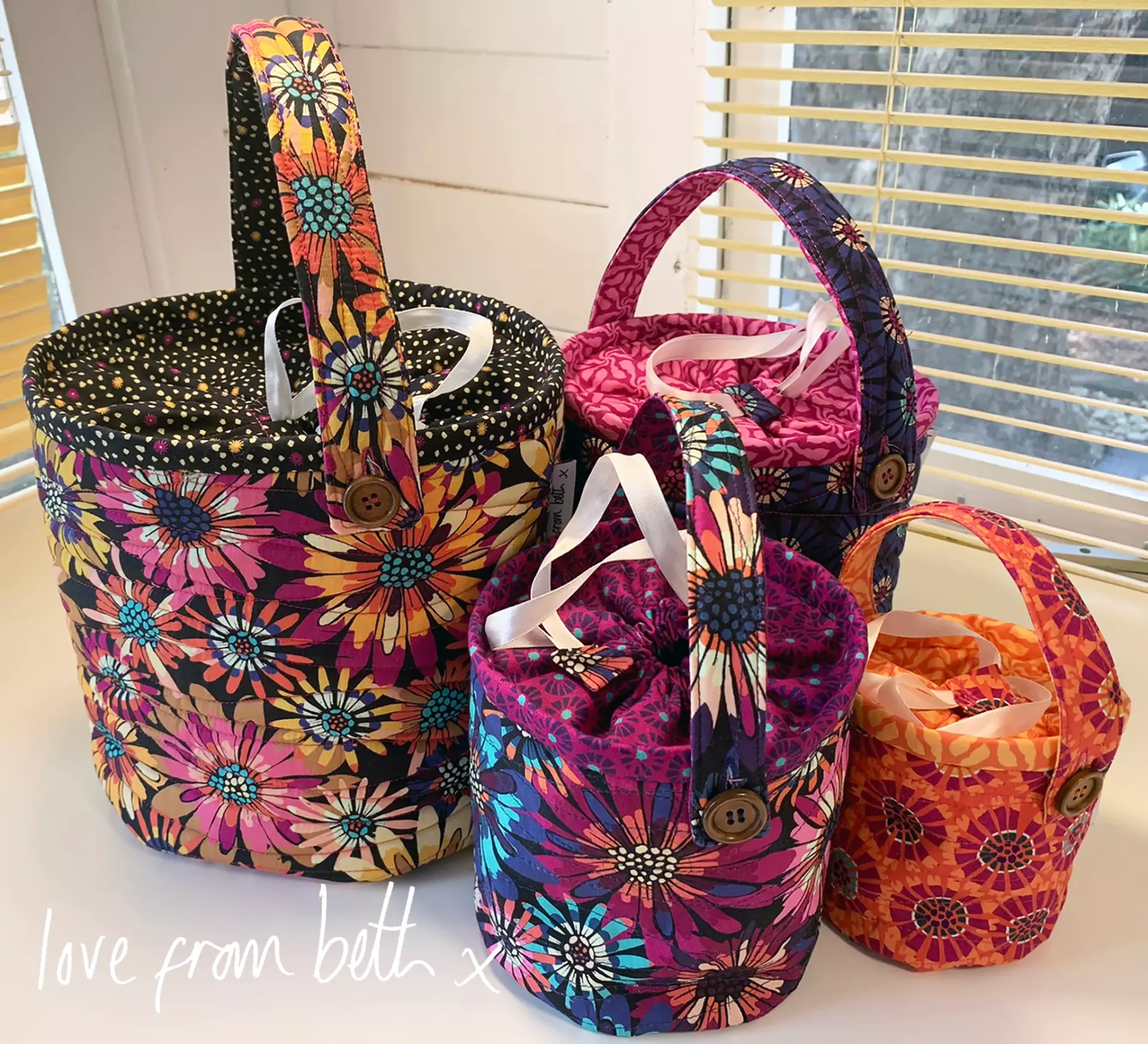Liza Bag pattern – by love from Beth x