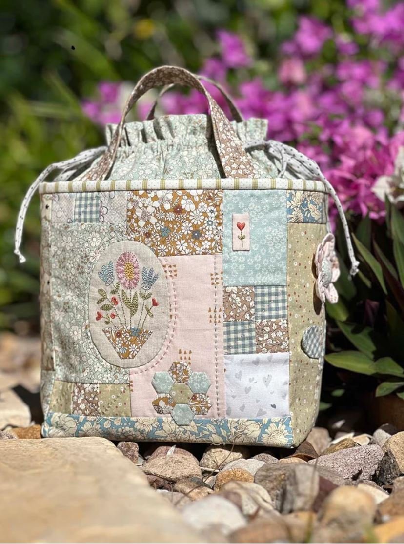 Tully Tote Bag pattern – Birdhouse Pattern