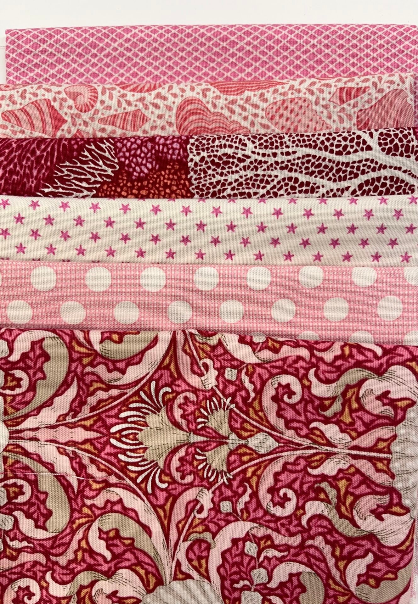 Tilda Starfish Fabric Kit – Red Pink