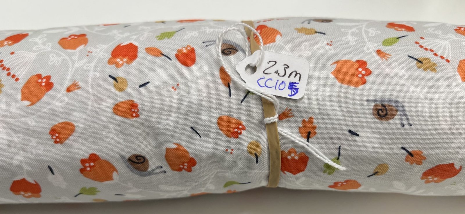 CC105 – Flowers and Snails on Grey