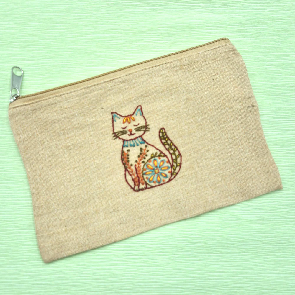 Stick and Stitch Embroidery – Folk Cats by Corinne Lapierre