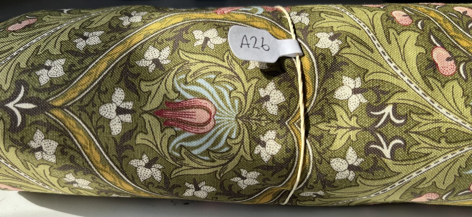 EOR – A26 –  William Morris Green Paisley Heart