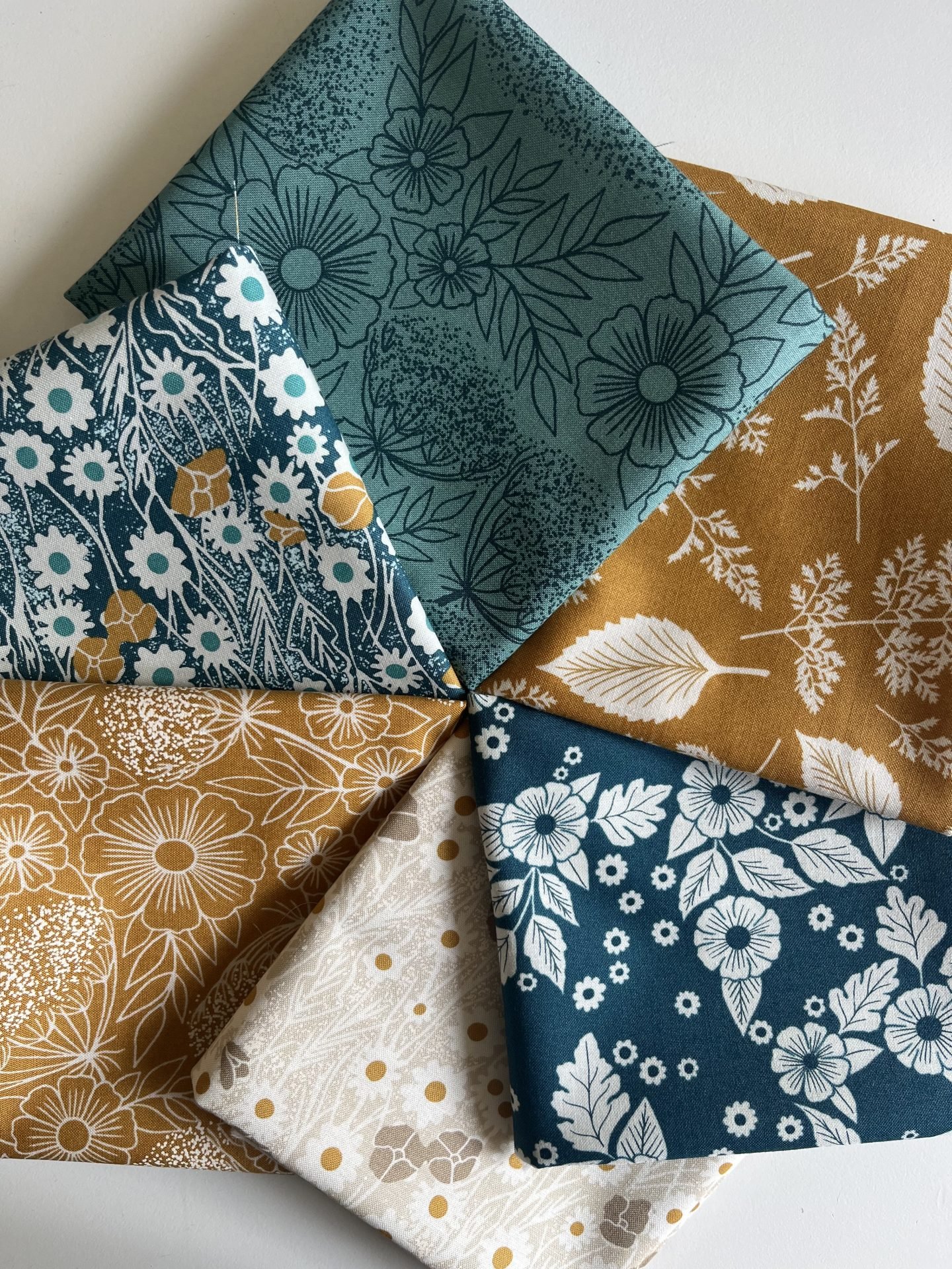 Field of Flowers- Fat 1/4 Bundle